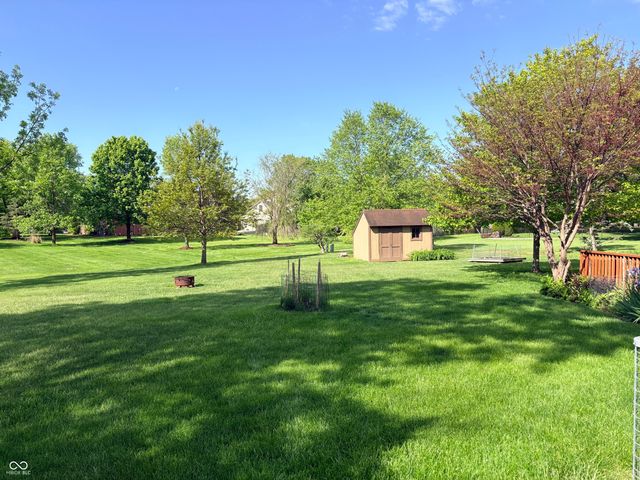 833 Bridle Circle, Carmel, IN 46032