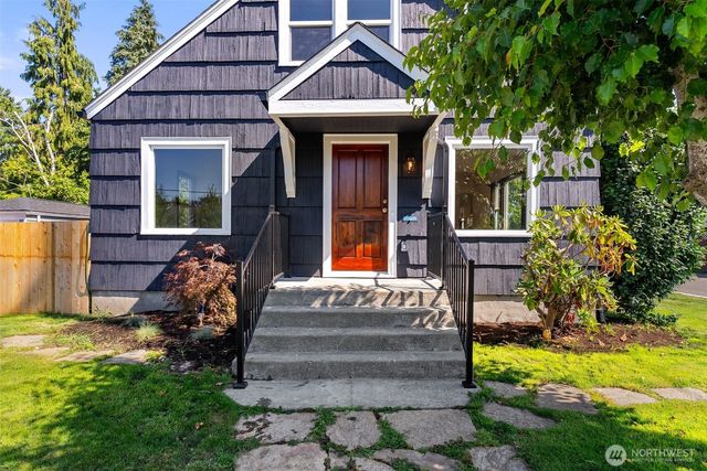 125 S 64th Street, Tacoma, WA 98408