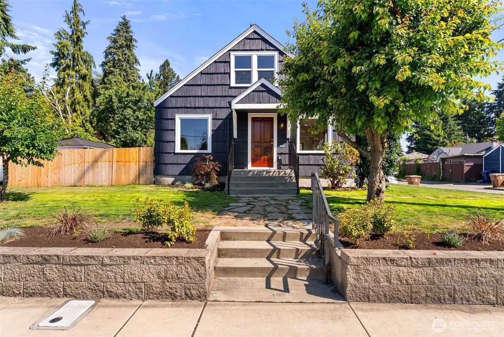 125 S 64th Street, Tacoma, WA 98408