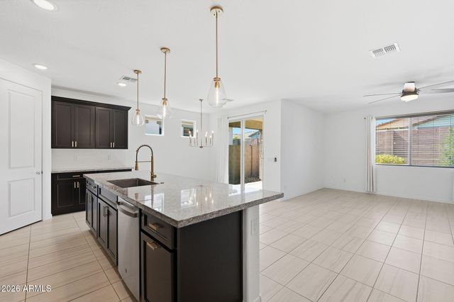 19824 W Exeter Boulevard, Litchfield Park, AZ 85340