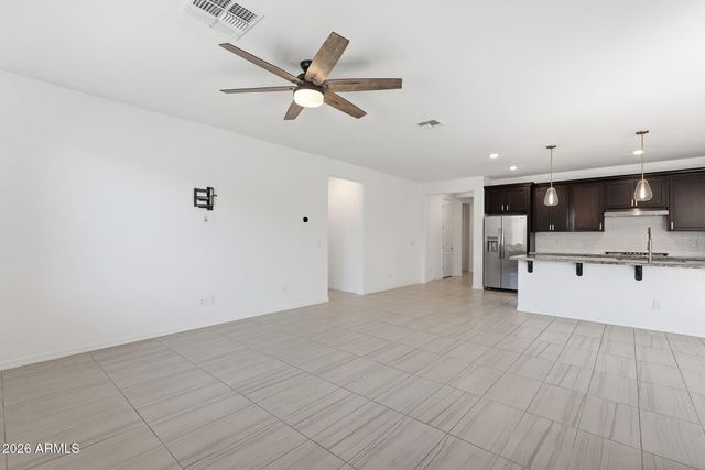 19824 W Exeter Boulevard, Litchfield Park, AZ 85340