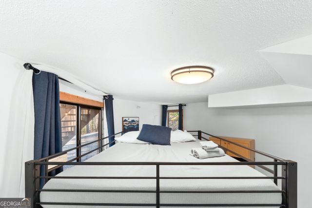 174 Chestnut Ridge, Blue Ridge, GA 30513