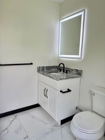 35 Greendale Ave A, Worcester, MA 01606