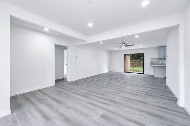 7607 Grape Street, Houston, TX 77074