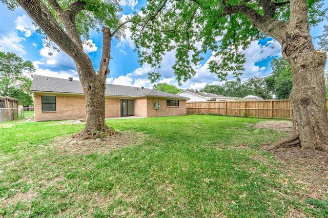 7607 Grape Street, Houston, TX 77074