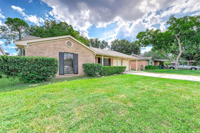 7607 Grape Street, Houston, TX 77074