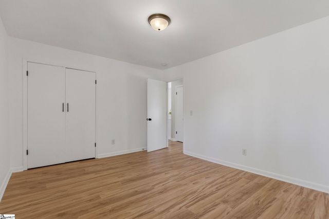 1201 Winding Way, Taylors, SC 29687