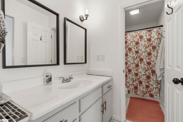 1201 Winding Way, Taylors, SC 29687