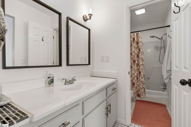 1201 Winding Way, Taylors, SC 29687