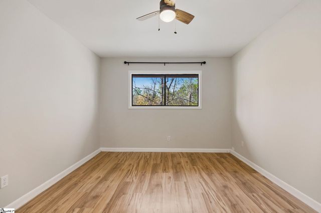 1201 Winding Way, Taylors, SC 29687