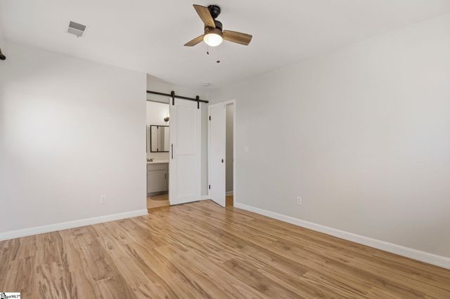 1201 Winding Way, Taylors, SC 29687