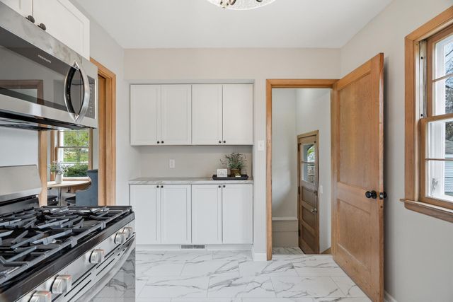 1234 Conway Street, Saint Paul, MN 55106