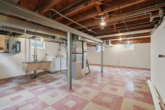 1234 Conway Street, Saint Paul, MN 55106