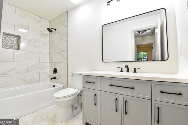 7346 Exeter Court, Riverdale, GA 30296