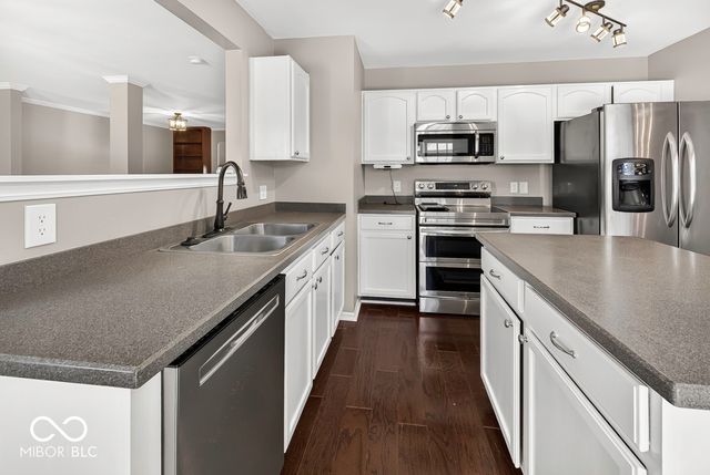 971 Shenandoah Way, Greenwood, IN 46143