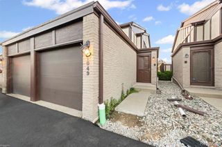 1049 Country Club Drive, St. Clair Shores, MI 48082