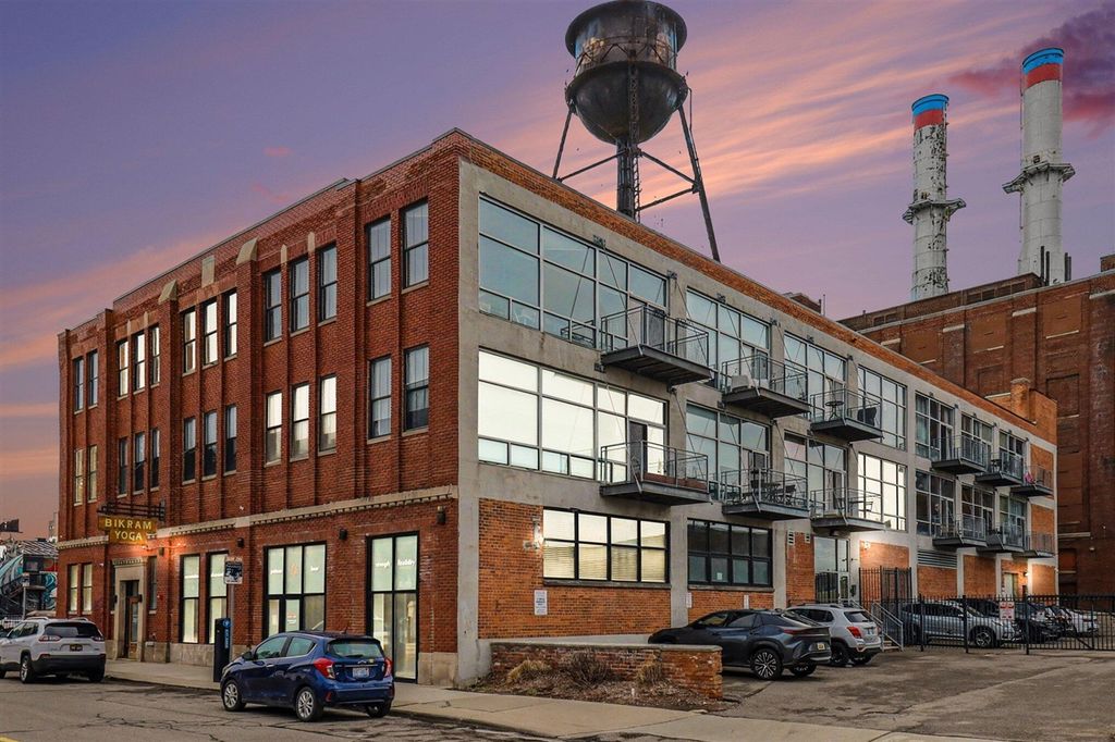 55 W Canfield Street 104, Detroit, MI 48201