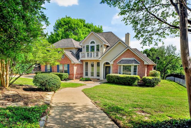 137 Shepherds Glen Road, Heath, TX 75032