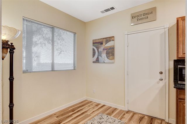 9924 La Paca Avenue, Las Vegas, NV 89117