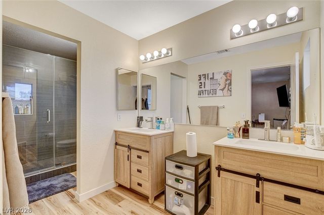 9924 La Paca Avenue, Las Vegas, NV 89117