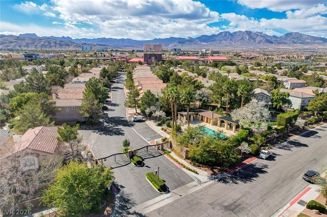 9924 La Paca Avenue, Las Vegas, NV 89117