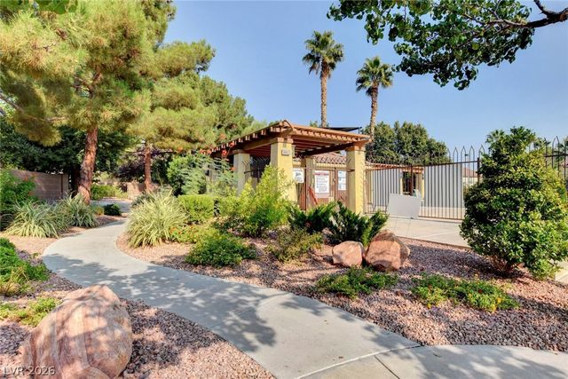 9924 La Paca Avenue, Las Vegas, NV 89117