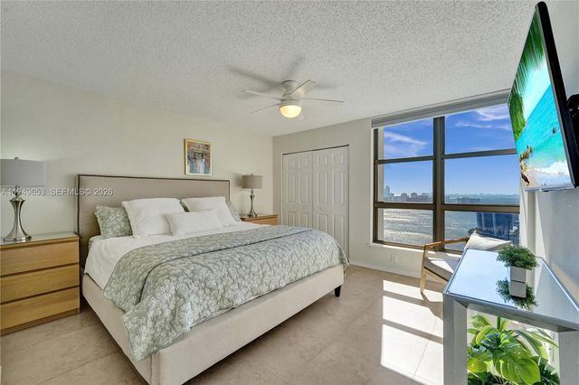 3500 Mystic Pointe Drive 3601, Aventura, FL 33180