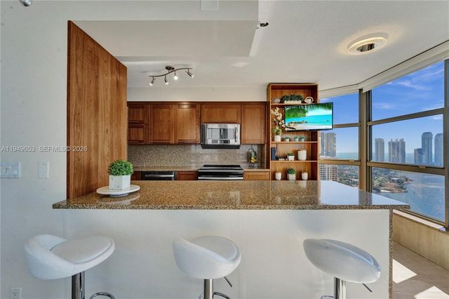 3500 Mystic Pointe Drive 3601, Aventura, FL 33180