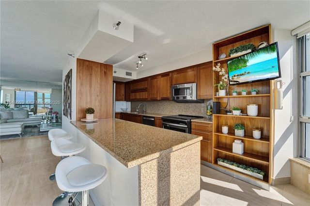 3500 Mystic Pointe Drive 3601, Aventura, FL 33180