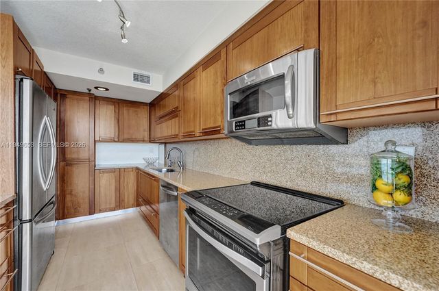 3500 Mystic Pointe Drive 3601, Aventura, FL 33180