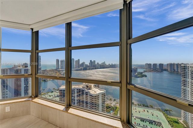 3500 Mystic Pointe Drive 3601, Aventura, FL 33180