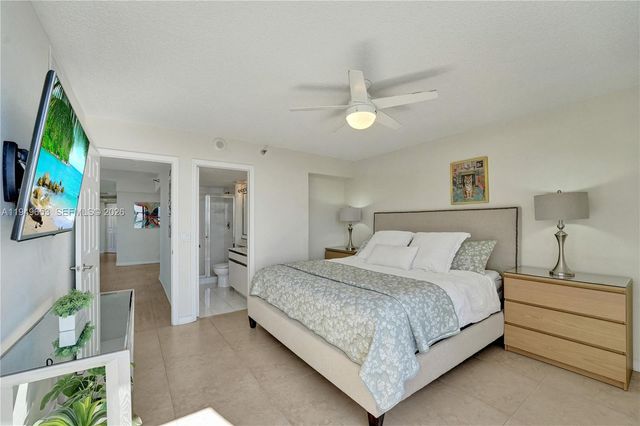 3500 Mystic Pointe Drive 3601, Aventura, FL 33180