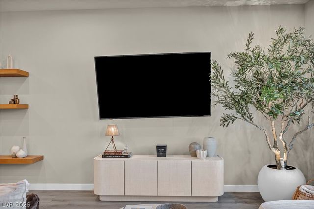 11898 Vector Ray Avenue, Las Vegas, NV 89138