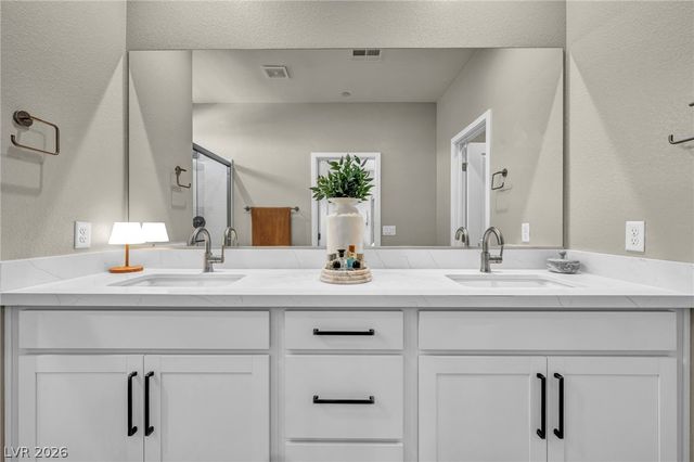 11898 Vector Ray Avenue, Las Vegas, NV 89138