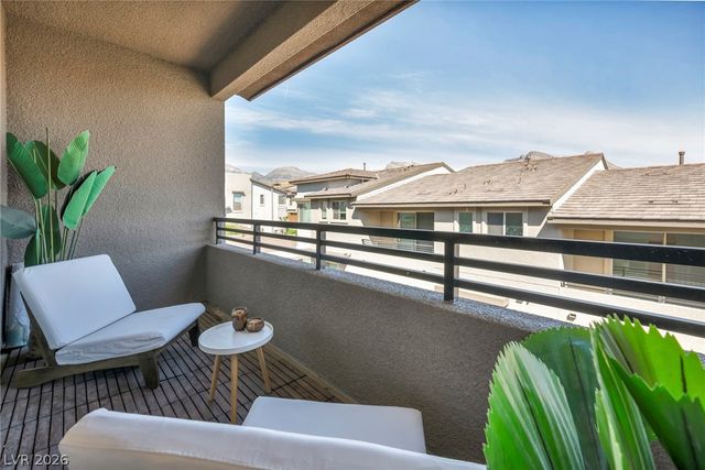 11898 Vector Ray Avenue, Las Vegas, NV 89138