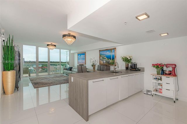 400 Sunny Isles Boulevard 906, Sunny Isles Beach, FL 33160