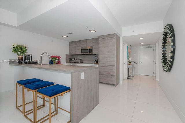 400 Sunny Isles Boulevard 906, Sunny Isles Beach, FL 33160