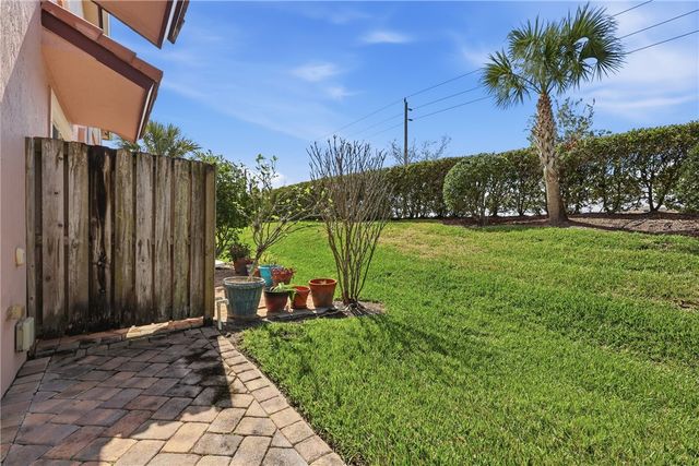 1189 Normandie Way, Vero Beach, FL 32960