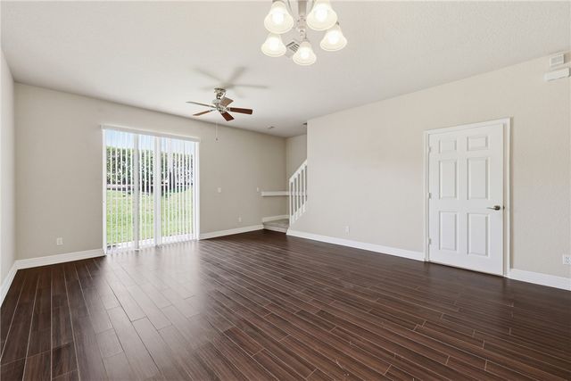 1189 Normandie Way, Vero Beach, FL 32960