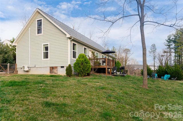 65 Owenby Road, Candler, NC 28715