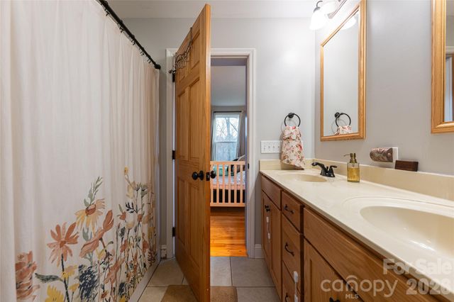 65 Owenby Road, Candler, NC 28715