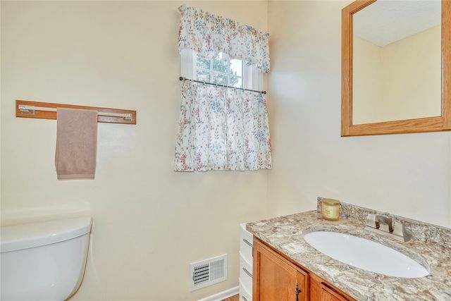 22 Sleepy Hollow, Chili, NY 14624