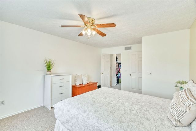 22 Sleepy Hollow, Chili, NY 14624