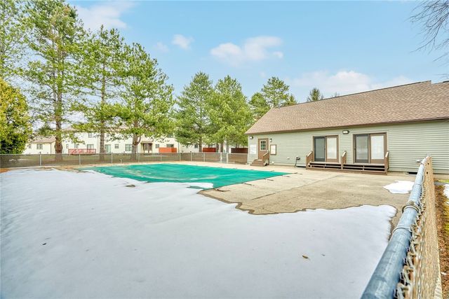 22 Sleepy Hollow, Chili, NY 14624