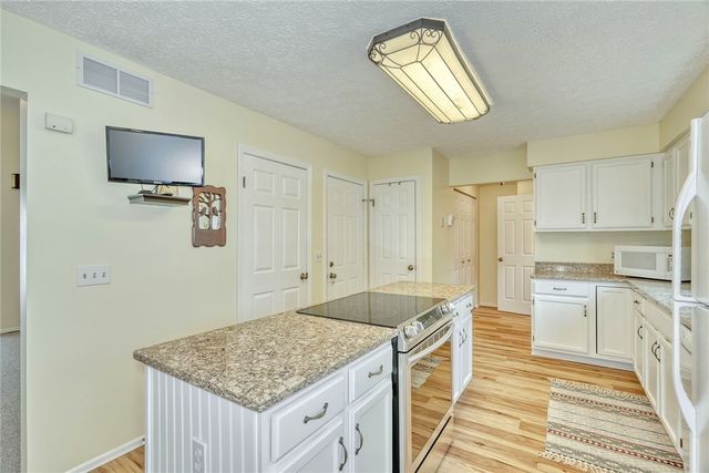 22 Sleepy Hollow, Chili, NY 14624