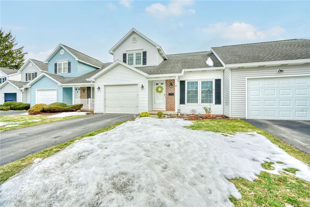 22 Sleepy Hollow, Chili, NY 14624