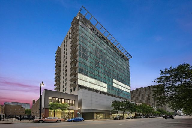 1845 S MICHIGAN Avenue 2002, Chicago, IL 60616