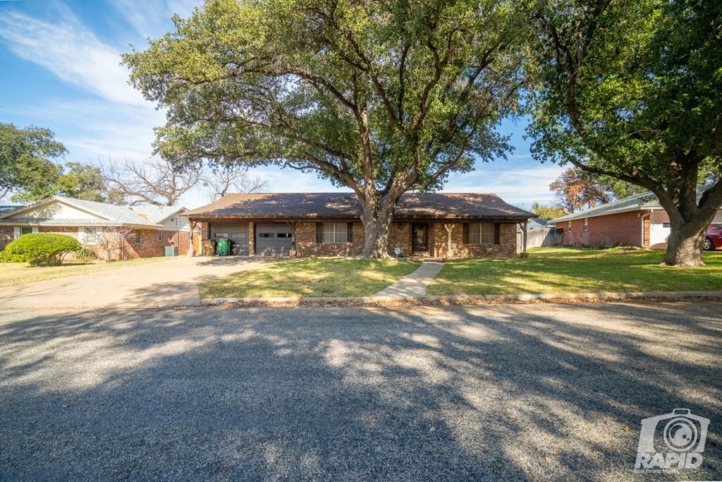 Image 1 of property listing at 2936 Cumberland Dr, San Angelo, TX 76904