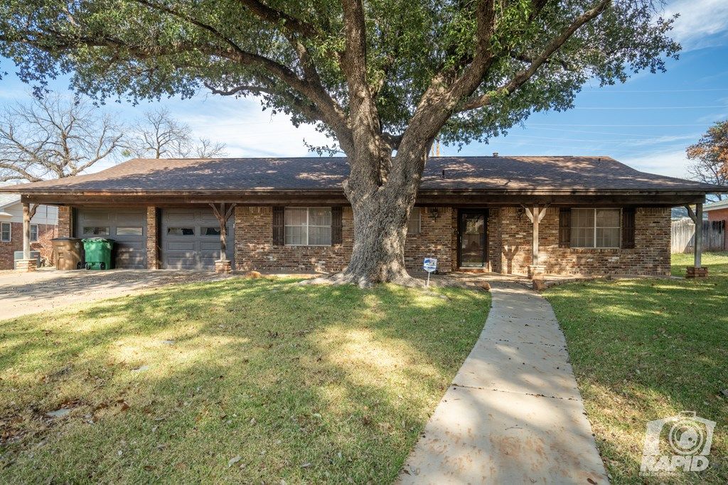 Image 5 of property listing at 2936 Cumberland Dr, San Angelo, TX 76904