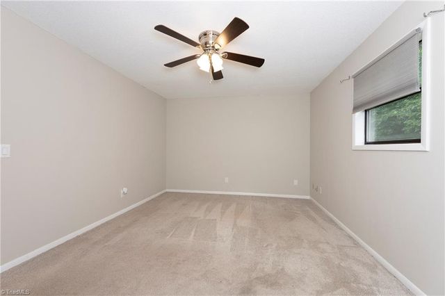 506 Brookside Court, Kernersville, NC 27284